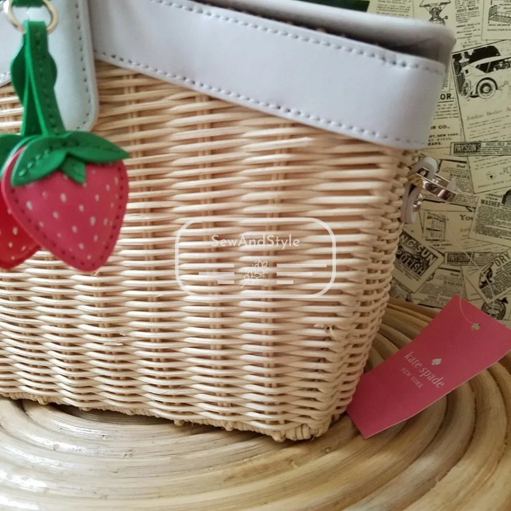 Kate Spade NWT Picnic Strawberry Wicker Basket - Picture 5 of 12